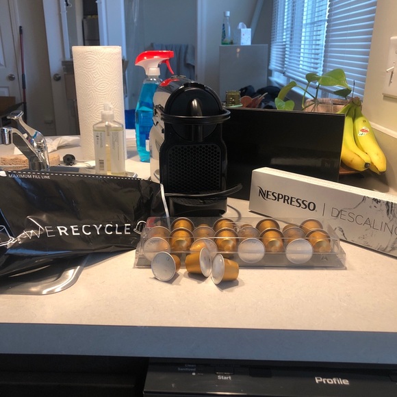 Nespresso Inissia Machine - Picture 1 of 7